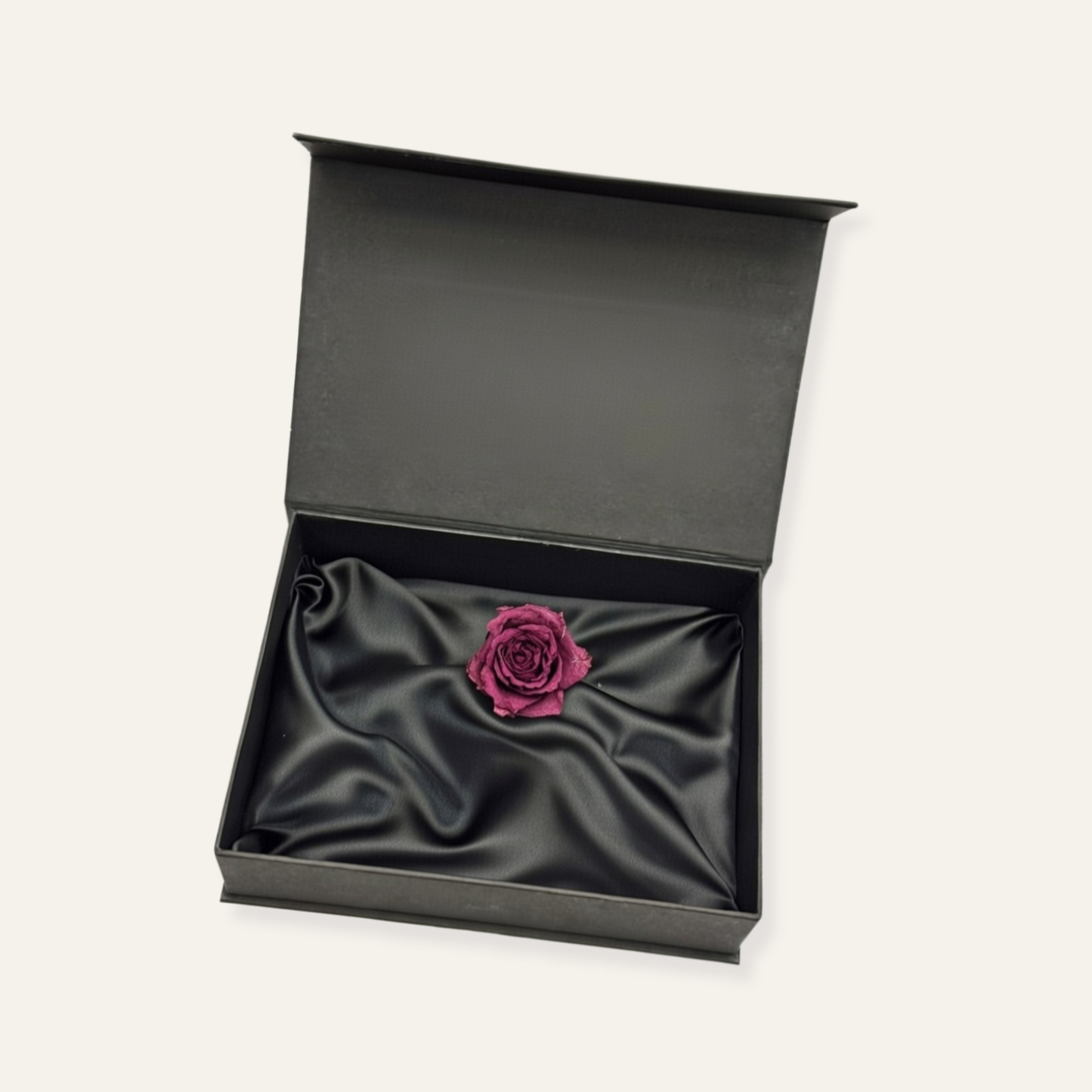 Luxury Gift Box Designed with Roses